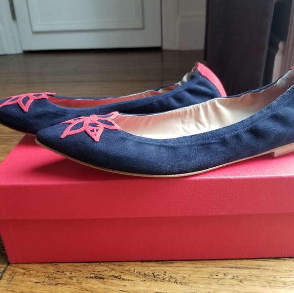 CAROLINA HERRERA Navy Blue and Red Flats - Picture 3 of 8